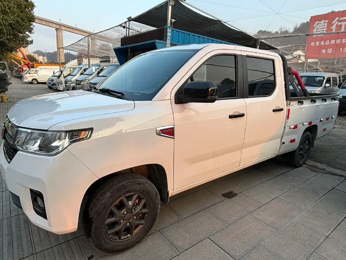 2021 WuLing ZhentTu 1.5L 99HP L4 5MT