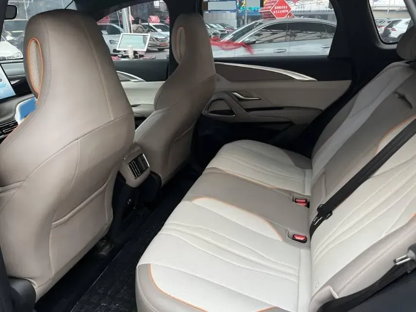 2024 BYD Song Pro 1.5L 110HP L4 E-CVT PHEV 18.3KWH,autocango,china used car exporter,china ev exporter,chinese used car exporter,chinese used ev exporter