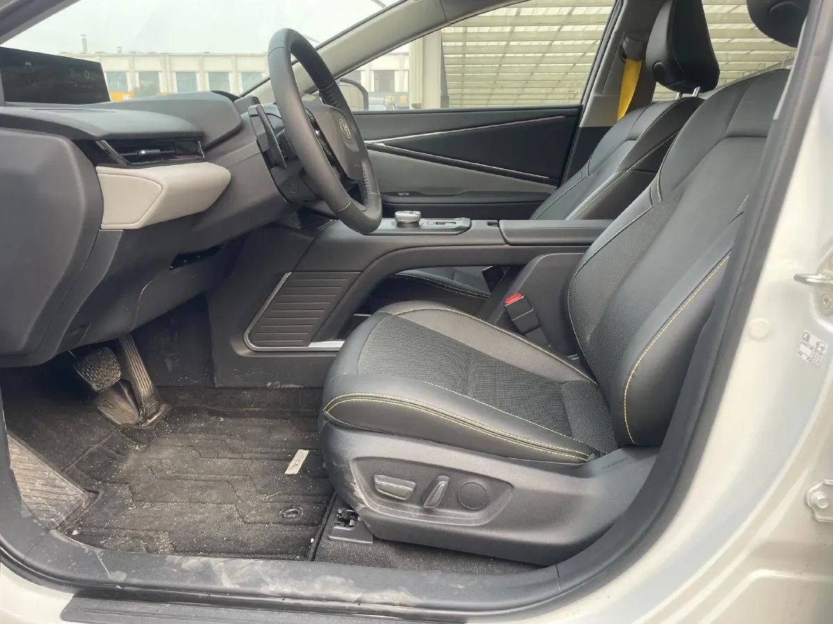 2025 Toyota bZ5 BEV,autocango,china used car exporter,china ev exporter,chinese used car exporter,chinese used ev exporter