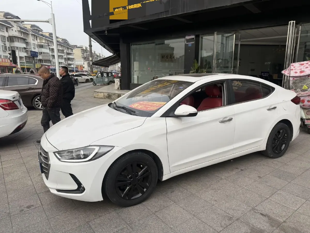 2016 Hyundai Elantra 1.4T 130HP L4 7DCT