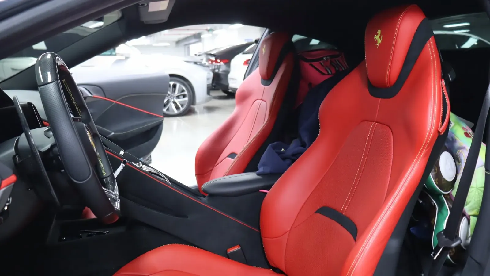 2020 Ferrari Roma 3.9T 620HP V8 8DCT,autocango,china used car exporter,china ev exporter,chinese used car exporter,chinese used ev exporter