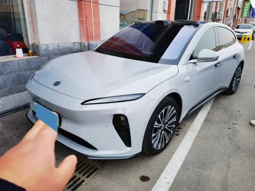 2024 NIO ET5T BEV 75KWH