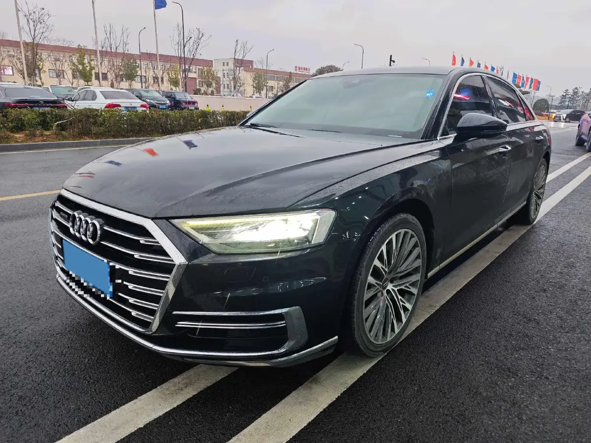 2021 Audi A8 3.0T 286HP V6 8AT