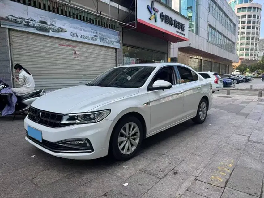 2021 Volkswagen Bora 1.5L 113HP L4 6AT