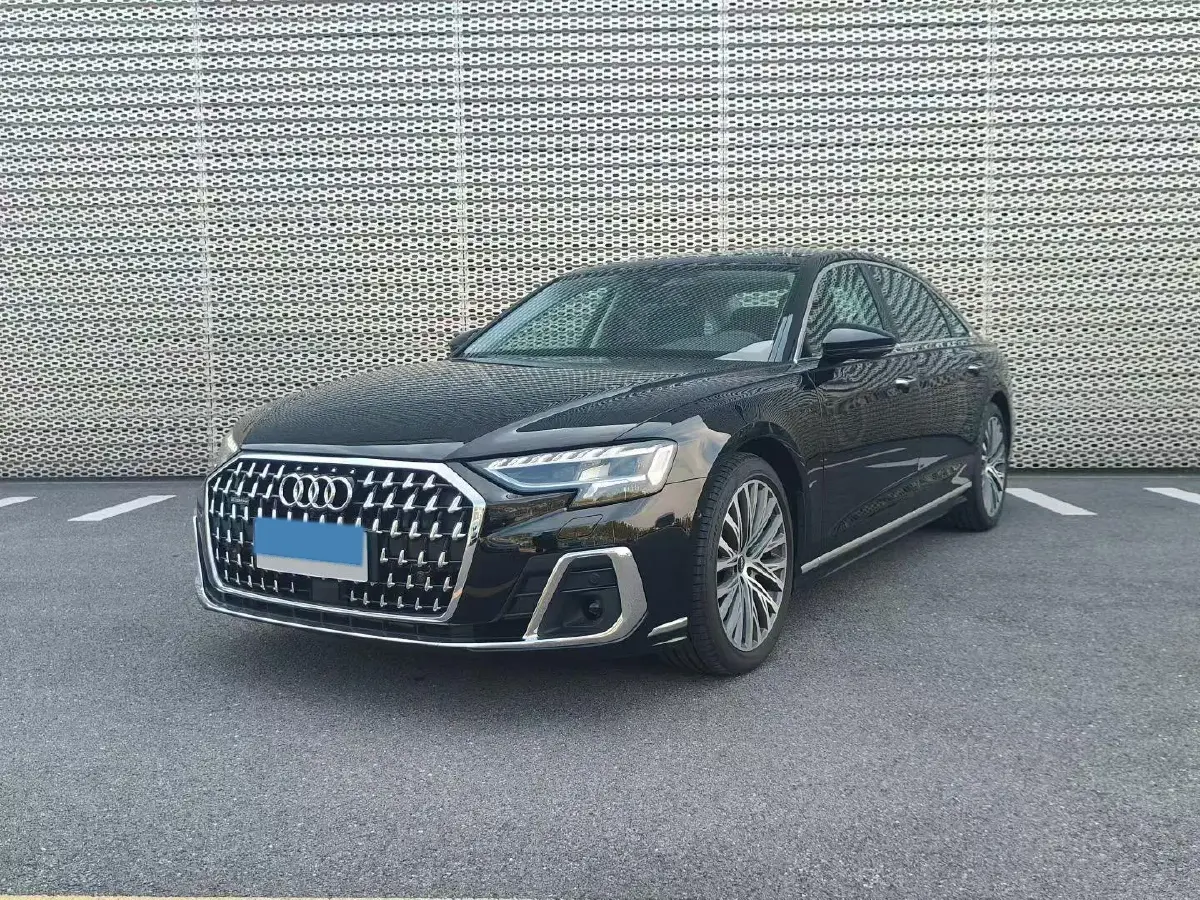 2024 Audi A8 3.0T 286HP V6 8AT