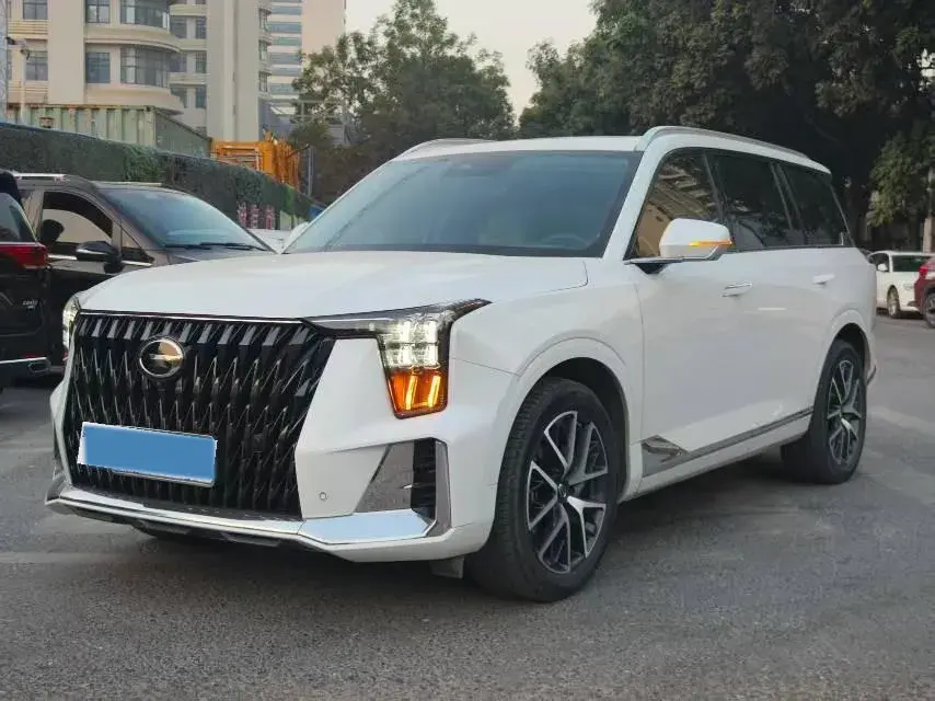 2022 GAC Trumpchi GS8 2.0T 190HP L4 E-CVT Hybrid