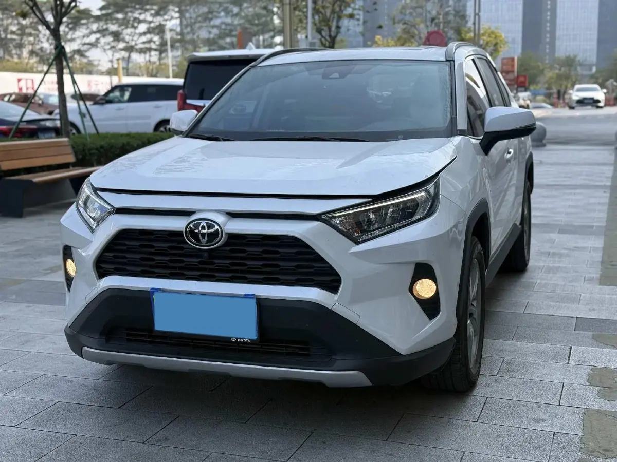 2021 Toyota RAV4 2.0L 171HP L4 CVT