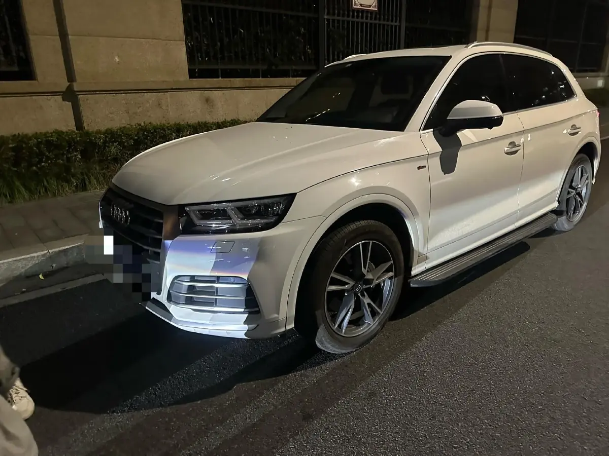 2020 Audi Q5L 2.0T 190HP L4 7DCT