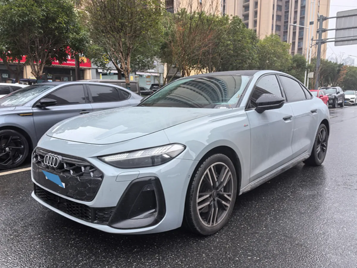 2026 Audi A5L 2.0T 204HP L4 7DCT,autocango,china used car exporter,china ev exporter,chinese used car exporter,chinese used ev exporter