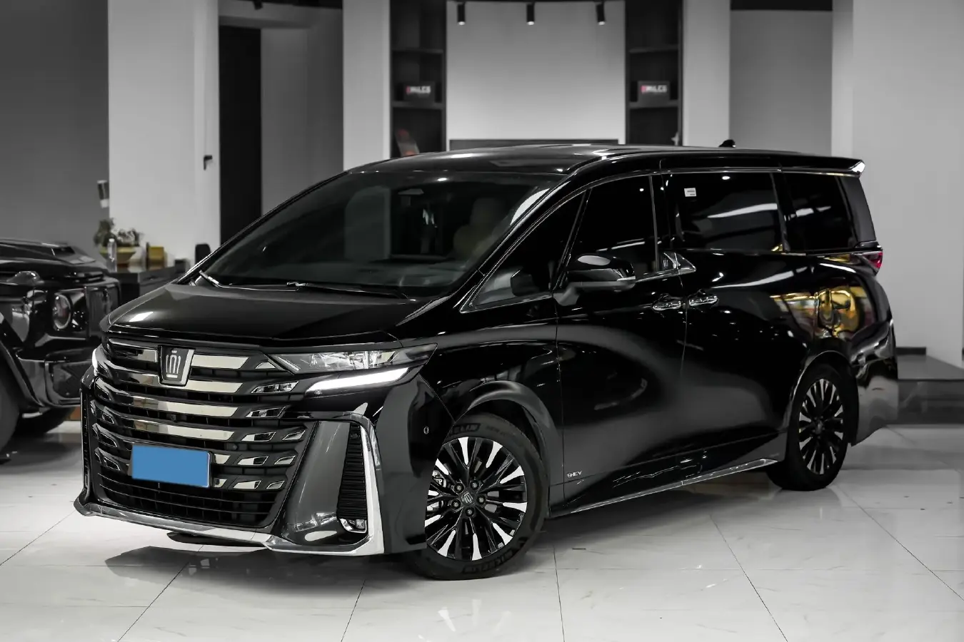 2024 Toyota Vellfire 2.5L 190HP L4 E-CVT Hybrid