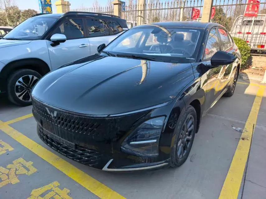 2025 WuLing XingGuang 1.5L 106HP L4 E-CVT PHEV