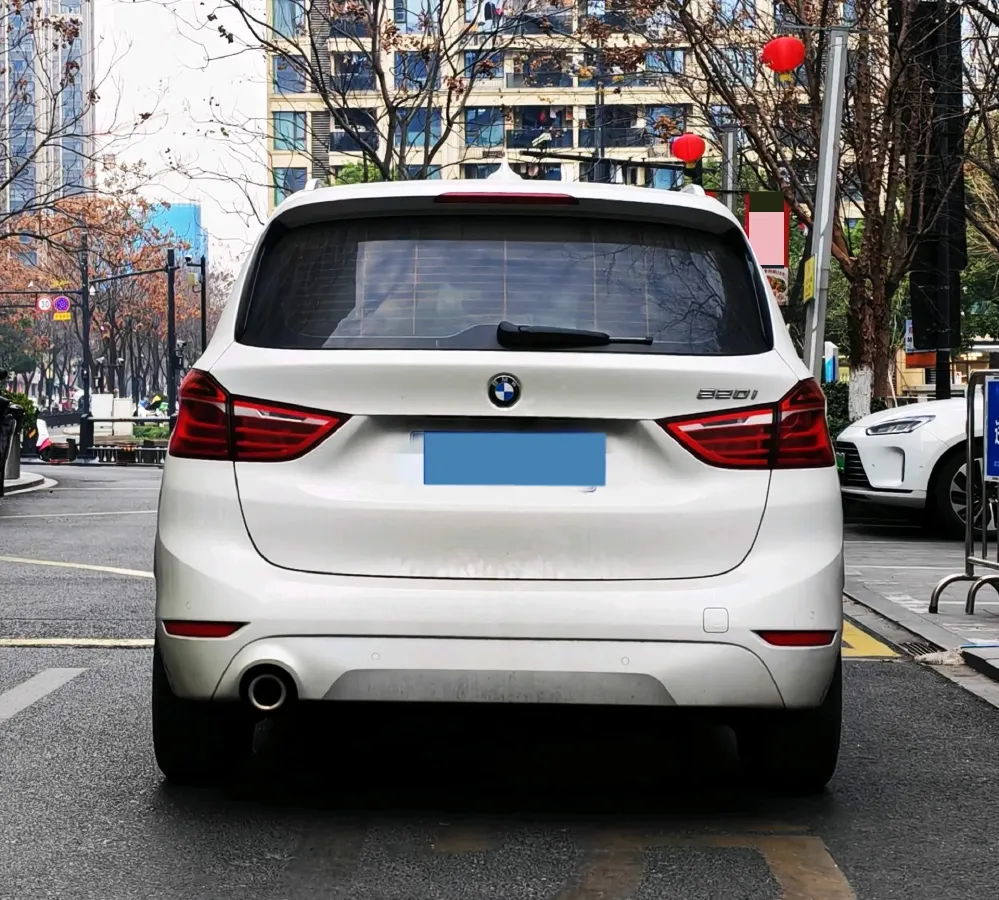 2019 BMW 2 Series SUV 1.5T 140HP L3 7DCT,autocango,china used car exporter,china ev exporter,chinese used car exporter,chinese used ev exporter