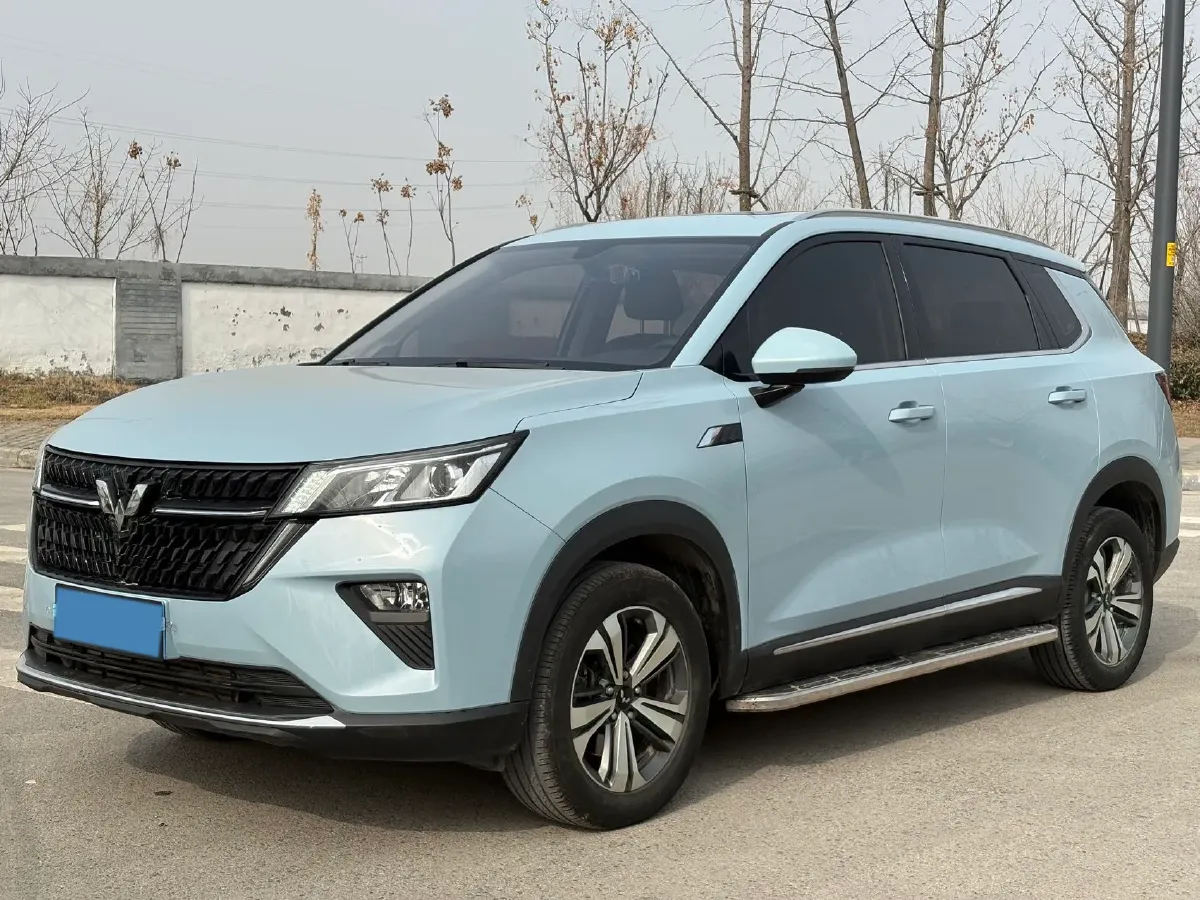 2021 WuLing XingChen 1.5T 147HP L4 6MT,autocango,china used car exporter,china ev exporter,chinese used car exporter,chinese used ev exporter