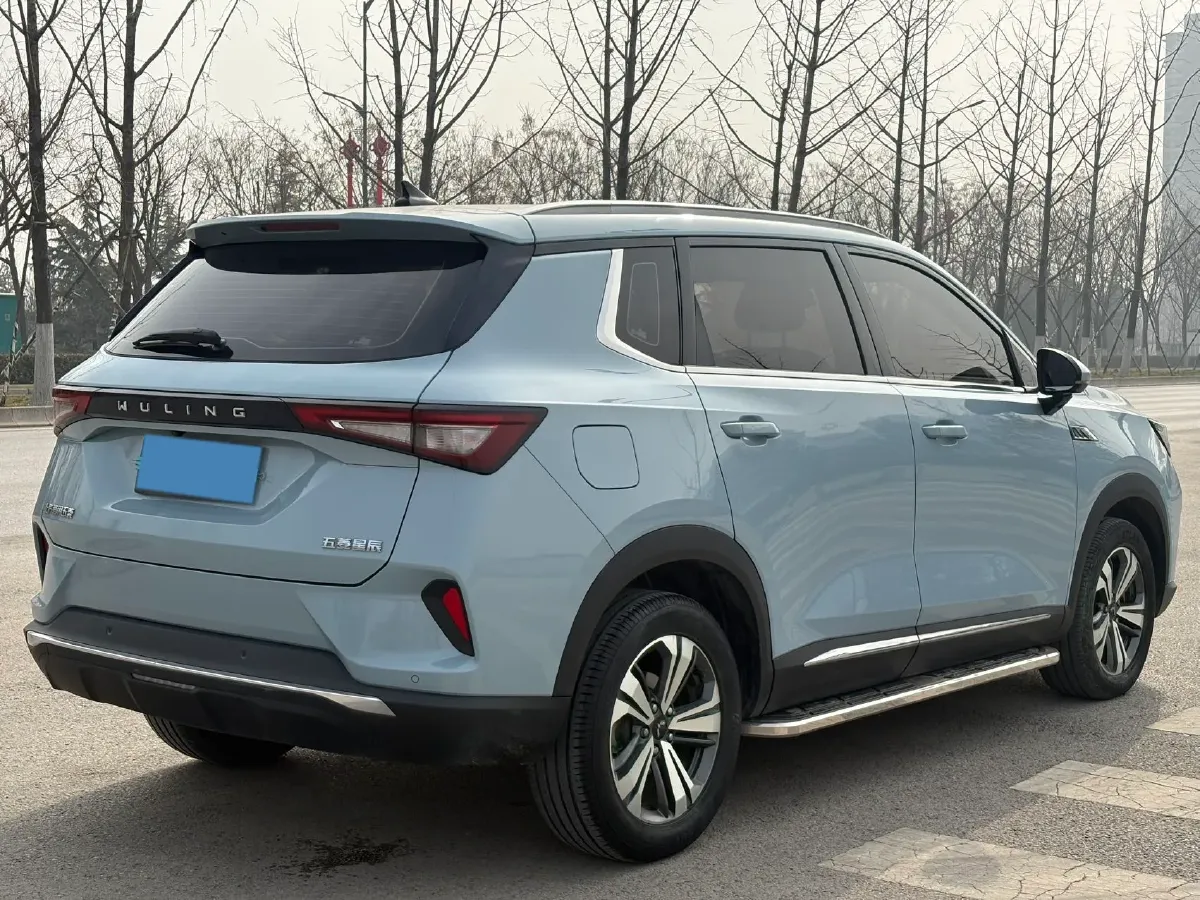 2021 WuLing XingChen 1.5T 147HP L4 6MT,autocango,china used car exporter,china ev exporter,chinese used car exporter,chinese used ev exporter
