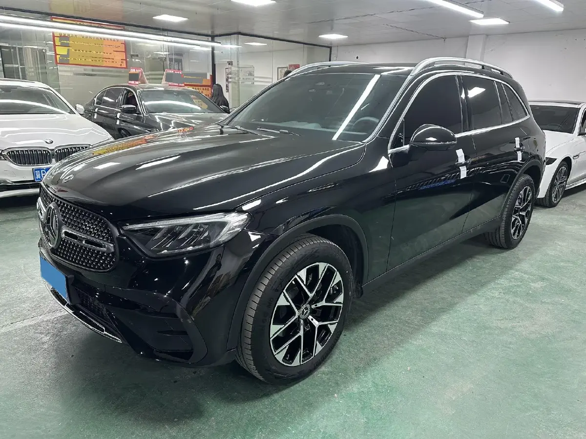 2025 Mercedes-Benz GLC Class 2.0T 204HP L4 9AT