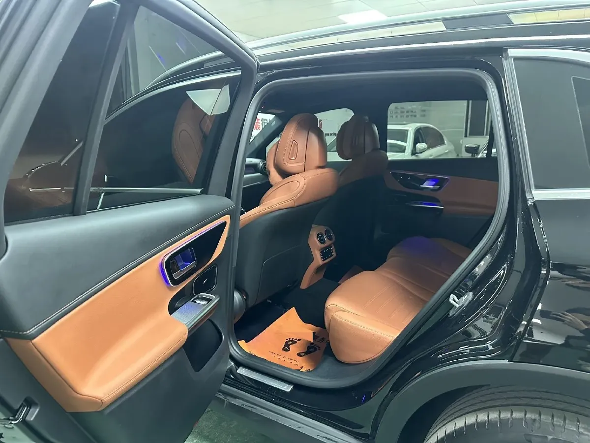 2025 Mercedes-Benz GLC Class 2.0T 204HP L4 9AT,autocango,china used car exporter,china ev exporter,chinese used car exporter,chinese used ev exporter