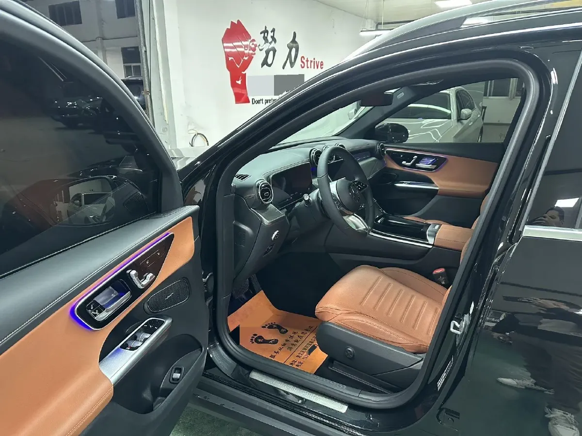 2025 Mercedes-Benz GLC Class 2.0T 204HP L4 9AT,autocango,china used car exporter,china ev exporter,chinese used car exporter,chinese used ev exporter