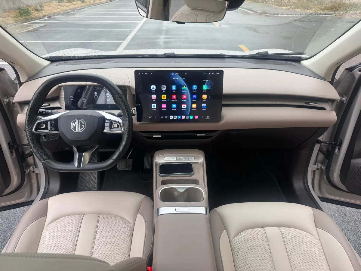 2025 MG MG ES5 BEV 62.2KWH,autocango,china used car exporter,china ev exporter,chinese used car exporter,chinese used ev exporter