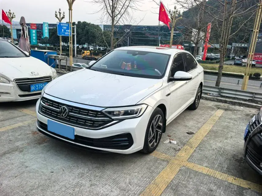 2023 Volkswagen Sagitar 1.4T 150HP L4 7DCT