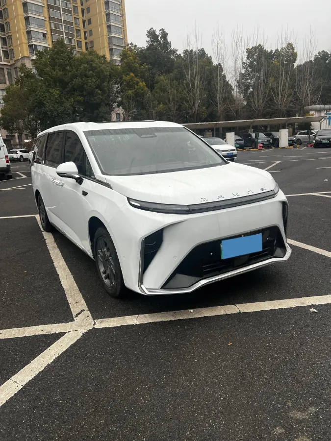 2022 MAXUS DaJia 9 BEV 90KWH,autocango,china used car exporter,china ev exporter,chinese used car exporter,chinese used ev exporter