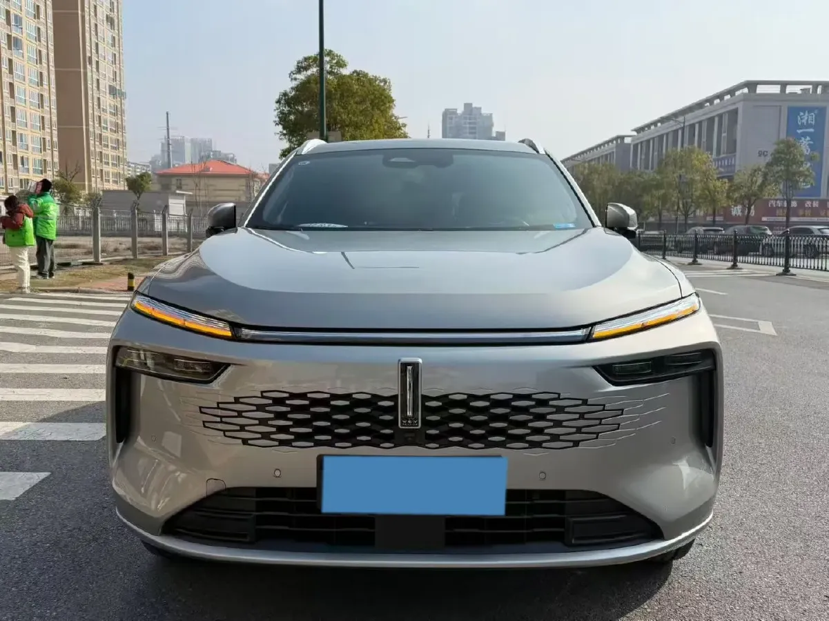 2024 WEY Mocha 1.5T 170HP L4 4DHT PHEV 35.04KWH,autocango,china used car exporter,china ev exporter,chinese used car exporter,chinese used ev exporter