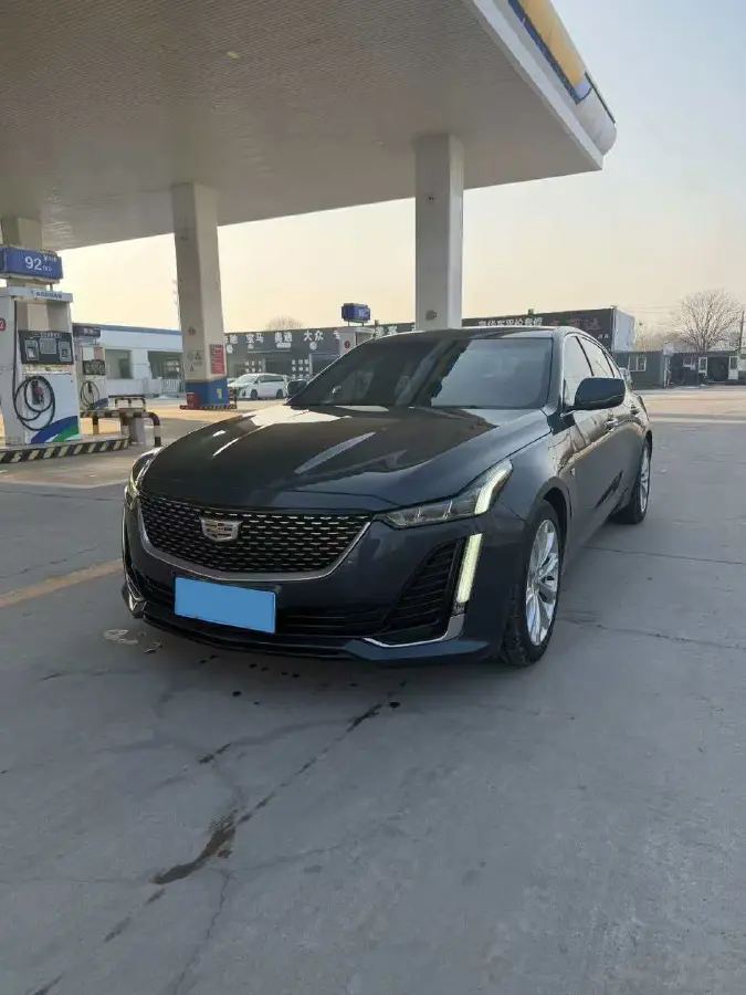 2021 Cadillac CT5 2.0T 237HP L4 10AT
