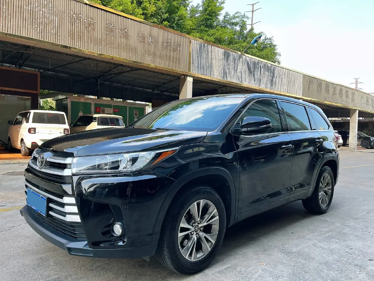 2021 Toyota Highlander 2.0T 220HP L4 6AT