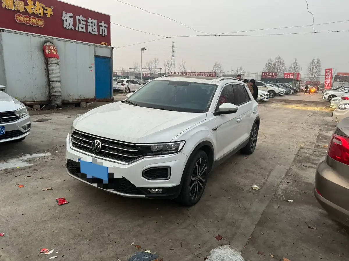 2022 Volkswagen T-Roc 1.4T 150HP L4 7DCT