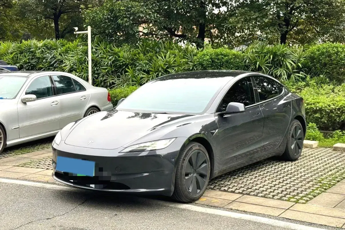 2023 HYPTEC GT BEV 80KWH