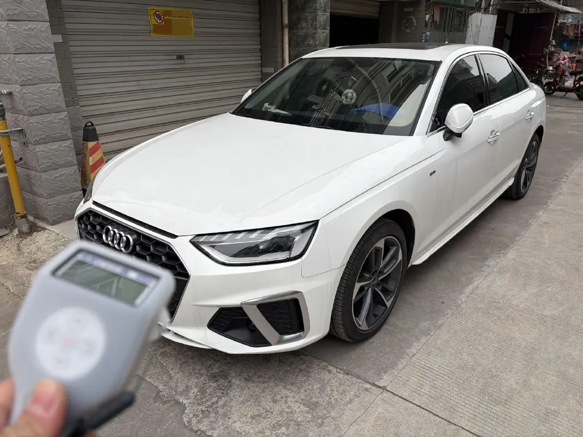 2022 Audi A4L 2.0T 190HP L4 7DCT