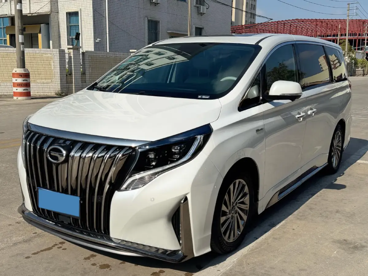 2021 GAC Trumpchi M8 2.0T 252HP L4 8AT