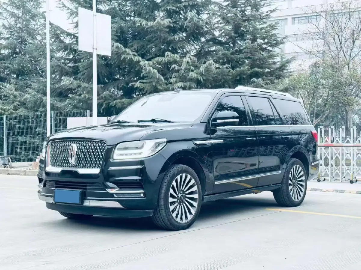 2020 Lincoln Navigator 3.5T 388HP V6 10AT