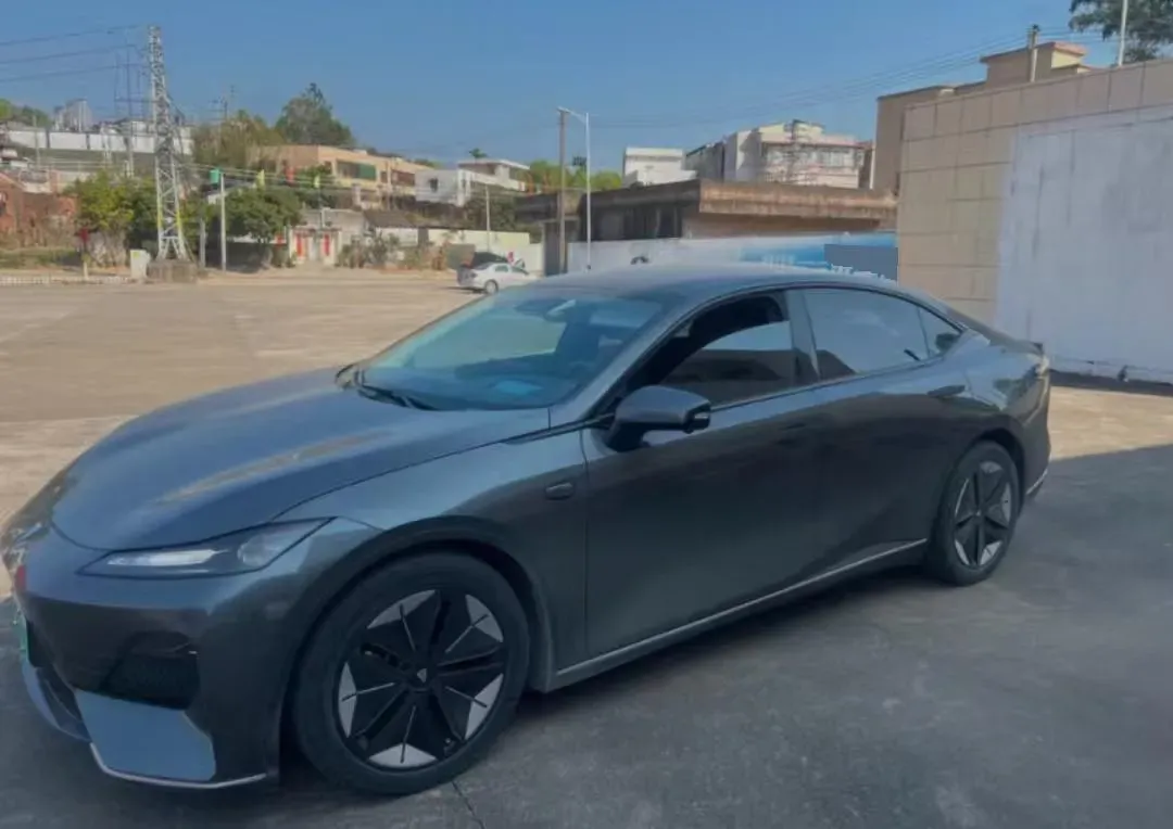 2022 DongFeng Forthing LingZhi EV BEV 68.4KWH,autocango,china used car exporter,china ev exporter,chinese used car exporter,chinese used ev exporter