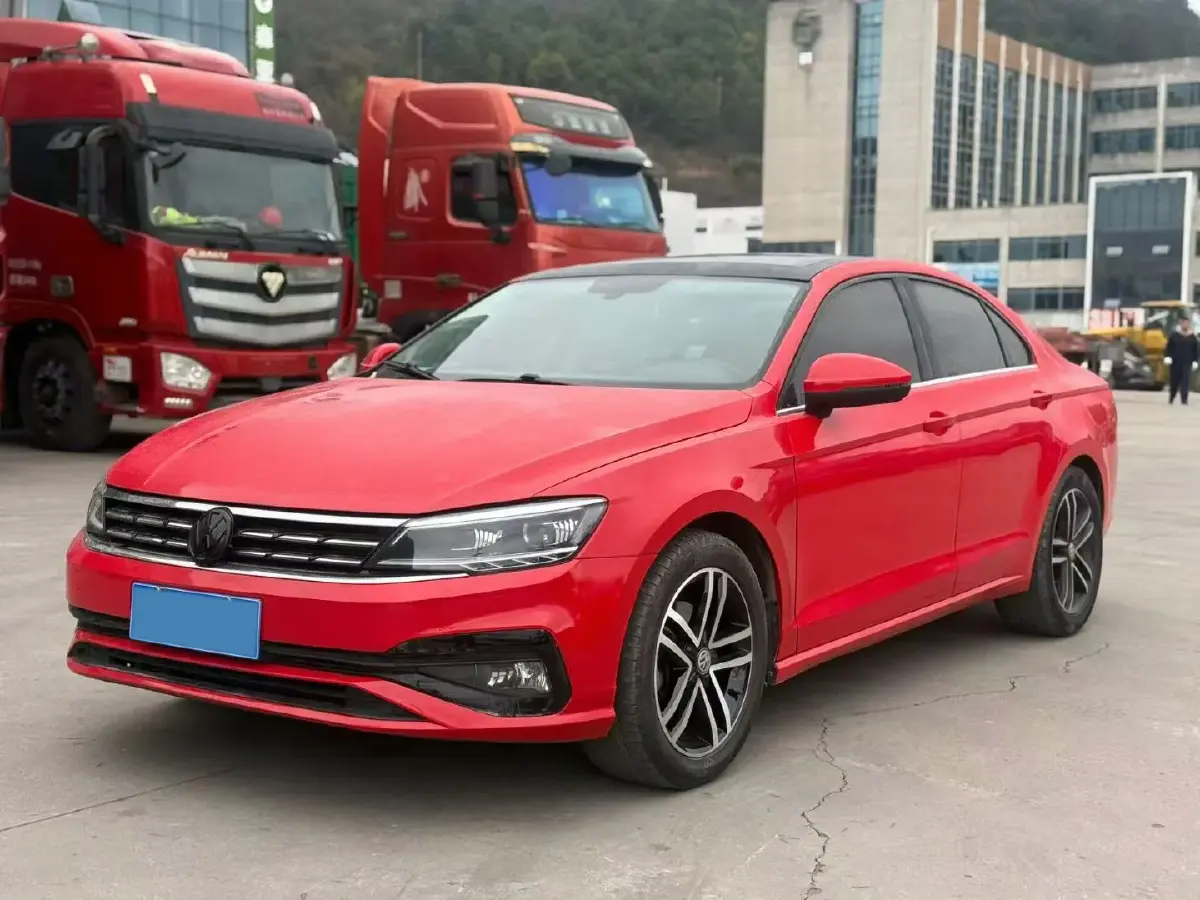 2019 Volkswagen Passat 1.4T 150HP L4 7DCT