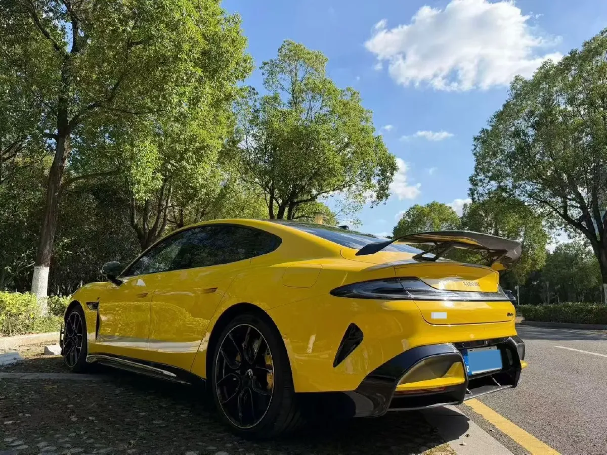 2025 MI SU7 Ultra BEV 93.7KWH,autocango,china used car exporter,china ev exporter,chinese used car exporter,chinese used ev exporter