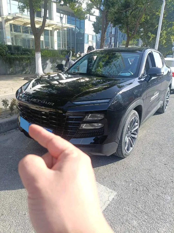 2022 Jetour DASHING 1.6T 197HP L4 7DCT,autocango,china used car exporter,china ev exporter,chinese used car exporter,chinese used ev exporter