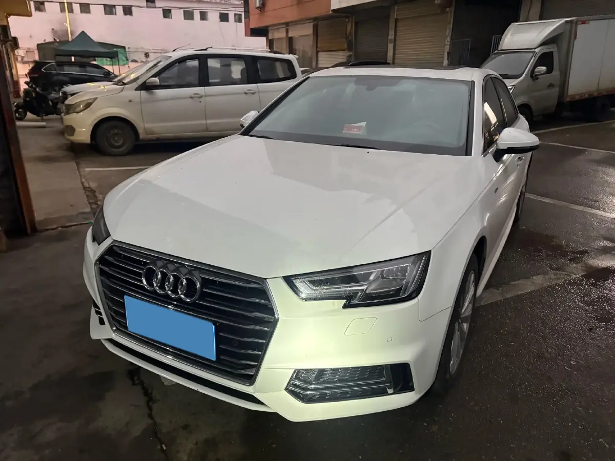 2019 Audi A4L 2.0T 190HP L4 7DCT