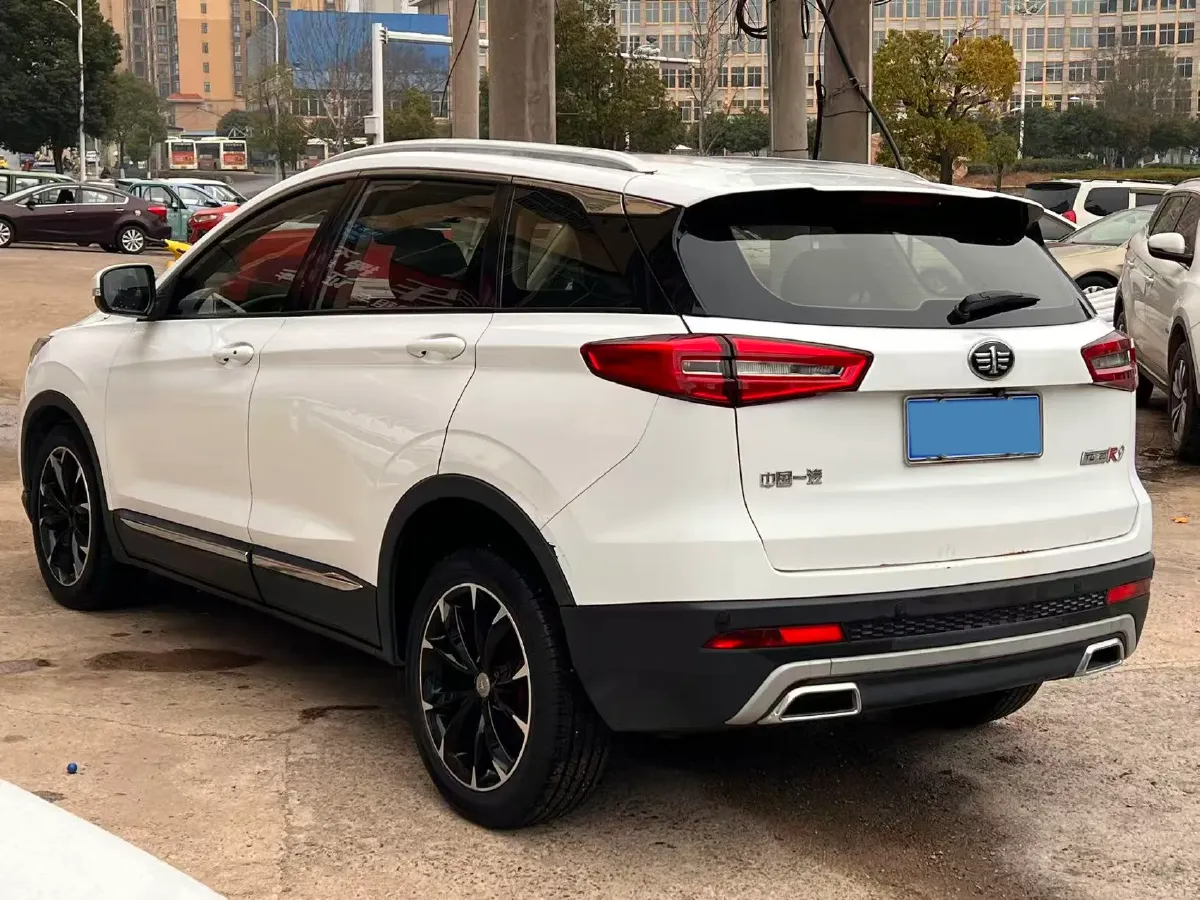 2018 FAW Senia R9 1.2T 143HP L4 7DCT,autocango,china used car exporter,china ev exporter,chinese used car exporter,chinese used ev exporter