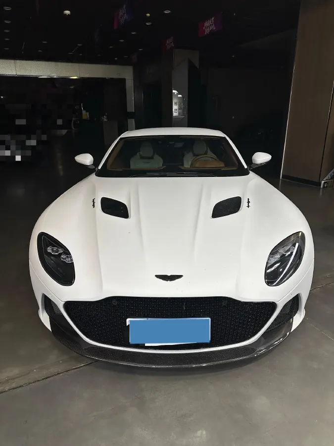 2023 Aston Martin DBS 5.2T 725HP V12 8AT,autocango,china used car exporter,china ev exporter,chinese used car exporter,chinese used ev exporter