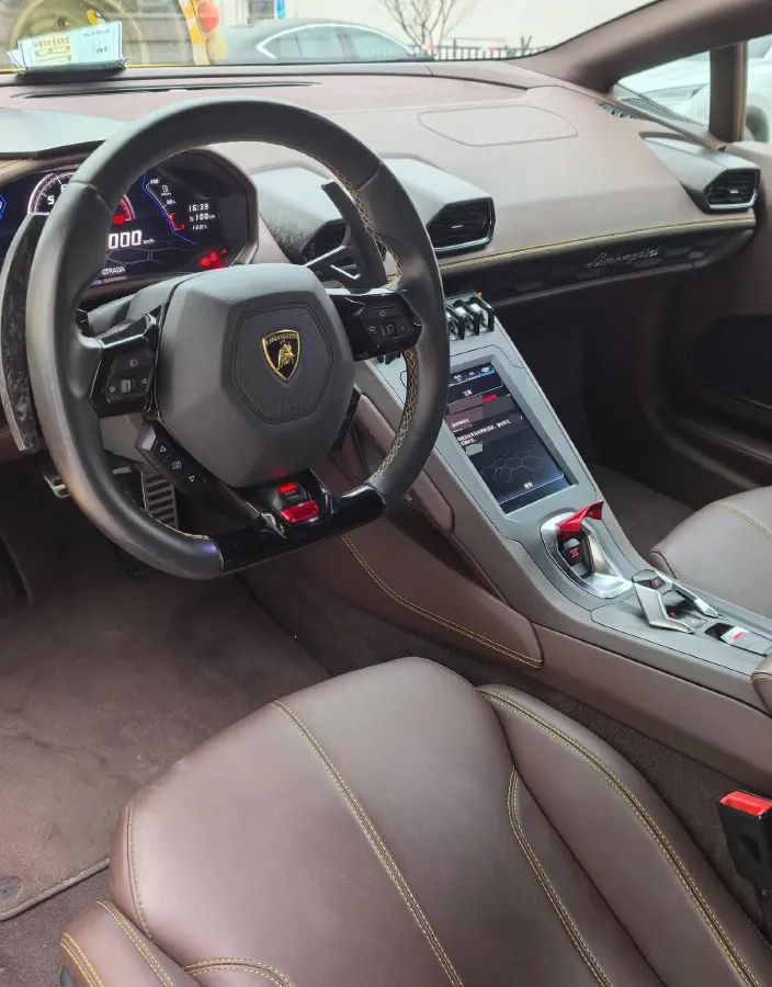 2020 Lamborghini Huracán 5.2L 611HP V10 7DCT,autocango,china used car exporter,china ev exporter,chinese used car exporter,chinese used ev exporter