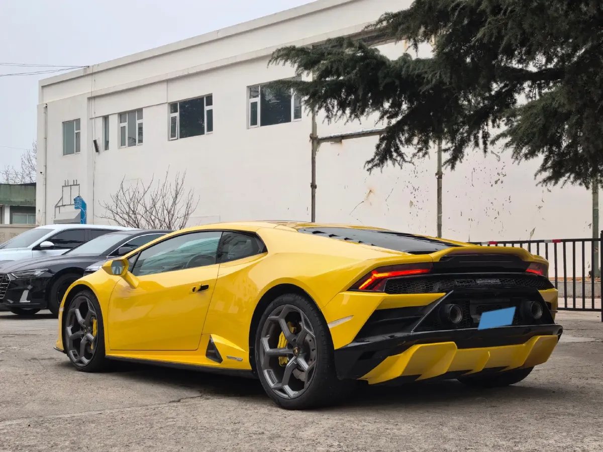 2020 Lamborghini Huracán 5.2L 611HP V10 7DCT,autocango,china used car exporter,china ev exporter,chinese used car exporter,chinese used ev exporter