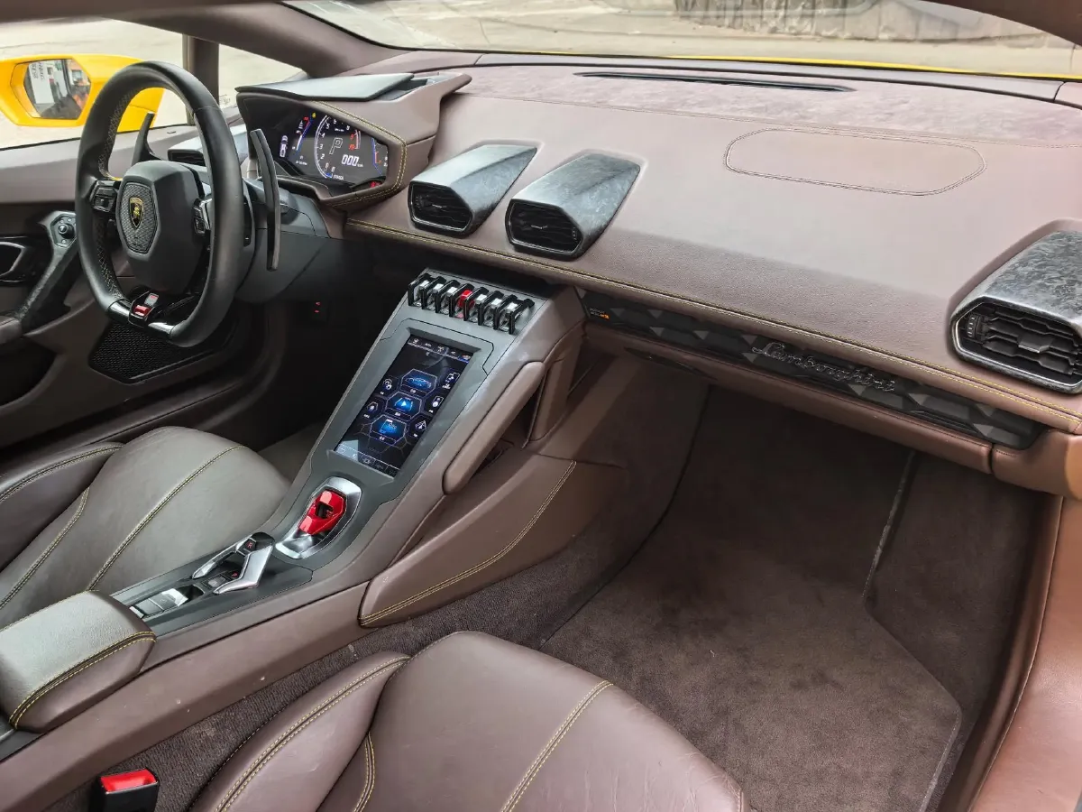 2020 Lamborghini Huracán 5.2L 611HP V10 7DCT,autocango,china used car exporter,china ev exporter,chinese used car exporter,chinese used ev exporter