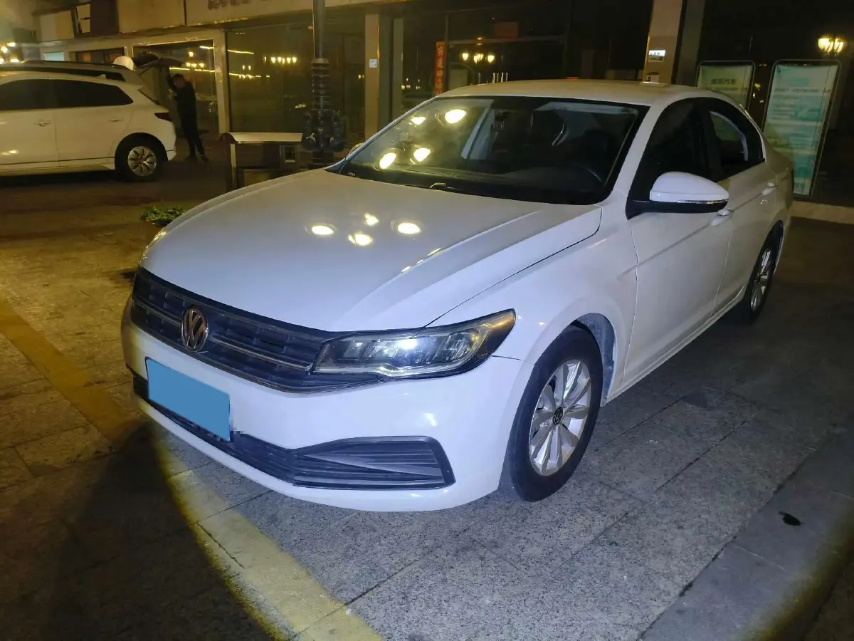 2021 Volkswagen Bora 1.5L 113HP L4 6AT