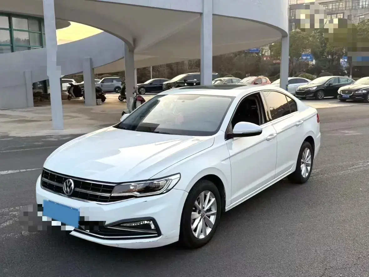 2022 ChangAn UNI-V 1.5T 188HP L4 7DCT