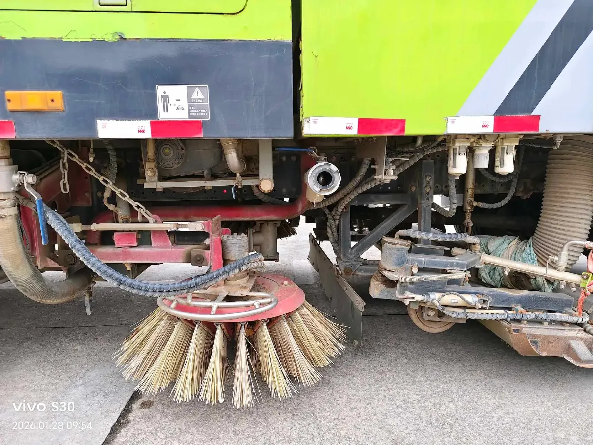 2018 DongFeng Aeolus AX4 1.6L 124HP L4 5MT,autocango,china used car exporter,china ev exporter,chinese used car exporter,chinese used ev exporter