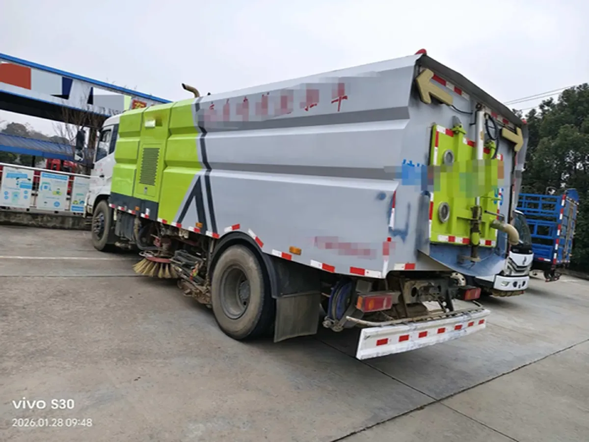 2018 DongFeng Aeolus AX4 1.6L 124HP L4 5MT,autocango,china used car exporter,china ev exporter,chinese used car exporter,chinese used ev exporter