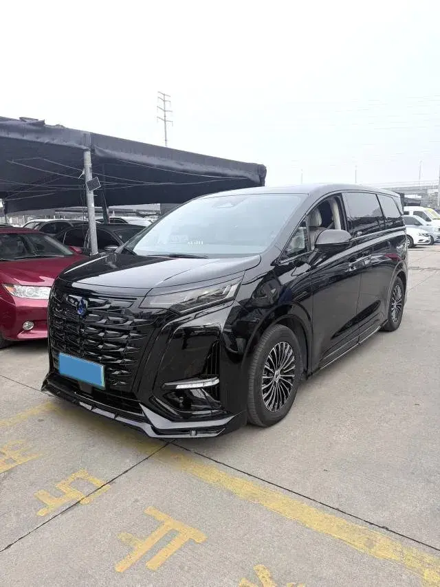 2022 HongQi HS7 3.0T 337HP V6 8AT