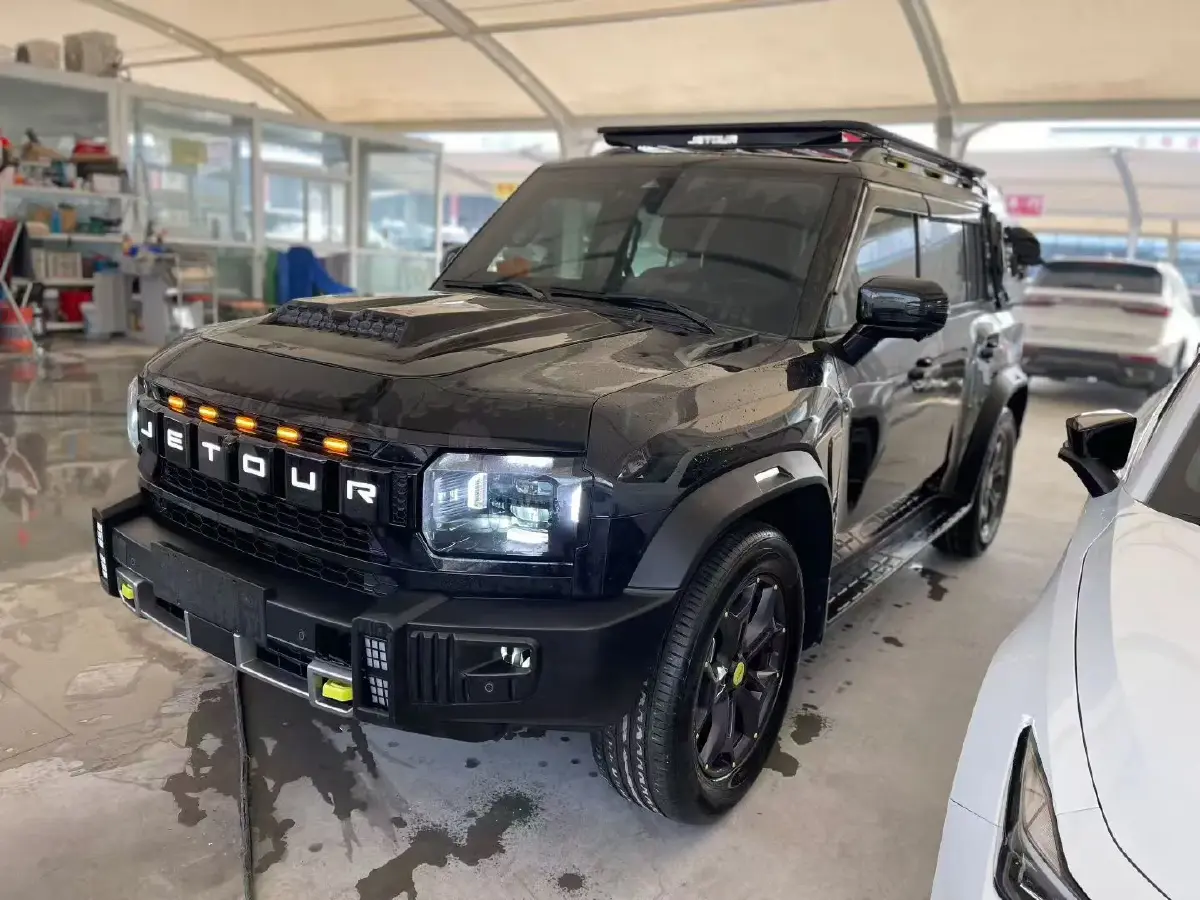 2023 Jetour Traveller 2.0T 254HP L4 7DCT