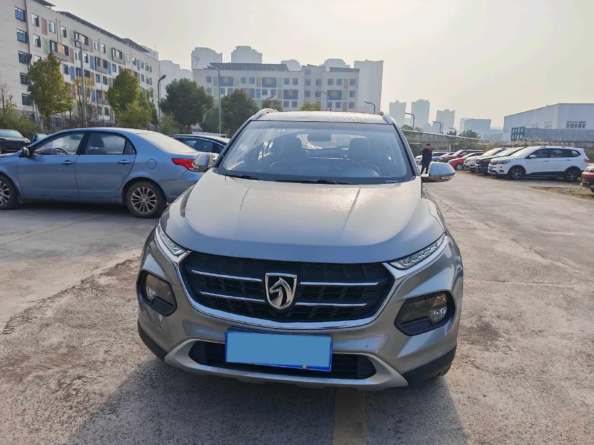2018 KaiYi E3 1.6L 110HP L4 5MT,autocango,china used car exporter,china ev exporter,chinese used car exporter,chinese used ev exporter
