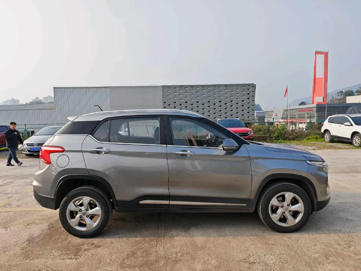 2018 KaiYi E3 1.6L 110HP L4 5MT,autocango,china used car exporter,china ev exporter,chinese used car exporter,chinese used ev exporter